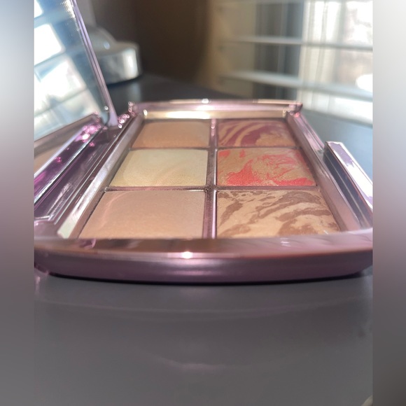 Hourglass Ambient lighting highlighter palette vol. 4 - Picture 5 of 6